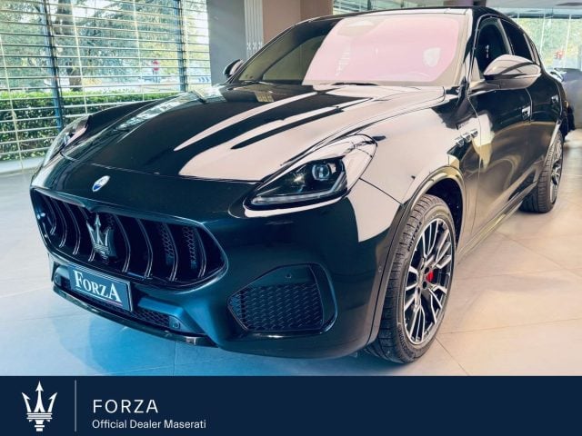 Maserati Grecale Grecale 2.0 mhev Modena 330cv auto, Tetto Apribile, del 2023, 59.998 km, in vendita a Venaria Reale (TO)