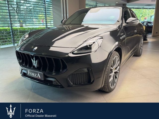 Maserati Grecale Grecale 2.0 mhev Modena 330cv auto, del 2023, 53.678 km, in vendita a Venaria Reale (TO)