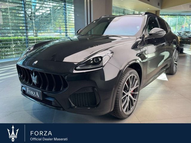 Maserati Grecale Grecale 2.0 mhev Modena 330cv auto, Tetto Apribile, del 2023, 111.967 km, in vendita a Venaria Reale (TO)