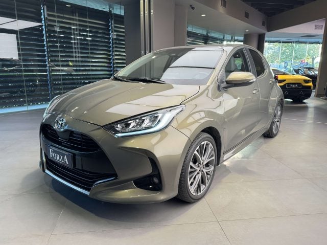 Toyota Yaris Yaris 1.5 Full Hybrid Style, del 2022, 46.157 km, in vendita a Venaria Reale (TO)