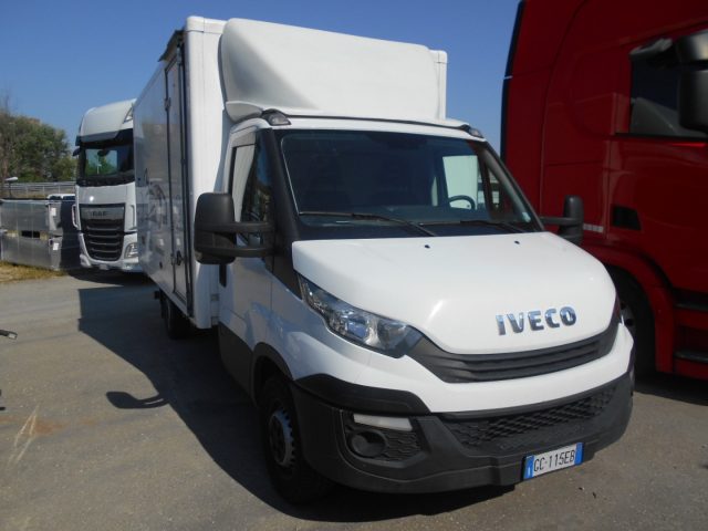 Iveco Daily DAILY CABINATO usato a PARMA