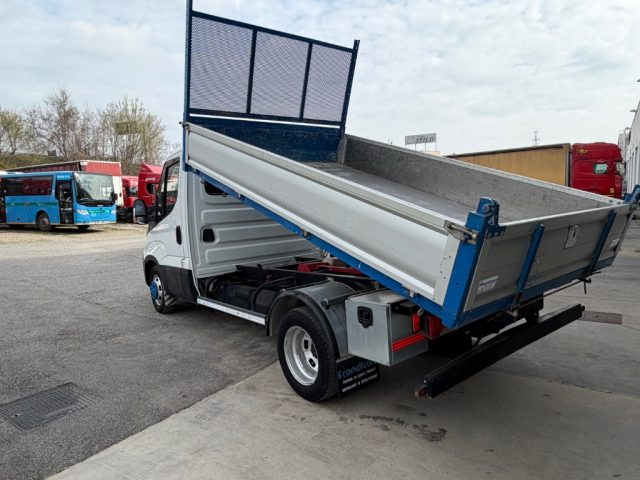 Iveco Daily 35C14 BTor 2.3 HPT PC-RG Cabinato - foto 3 di 4