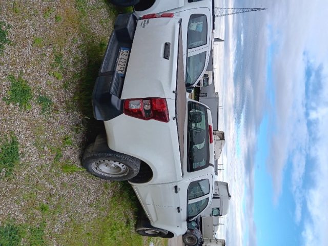 Isuzu D-Max N60 1.9 Crew Cab B 4X4 - foto 4 di 5
