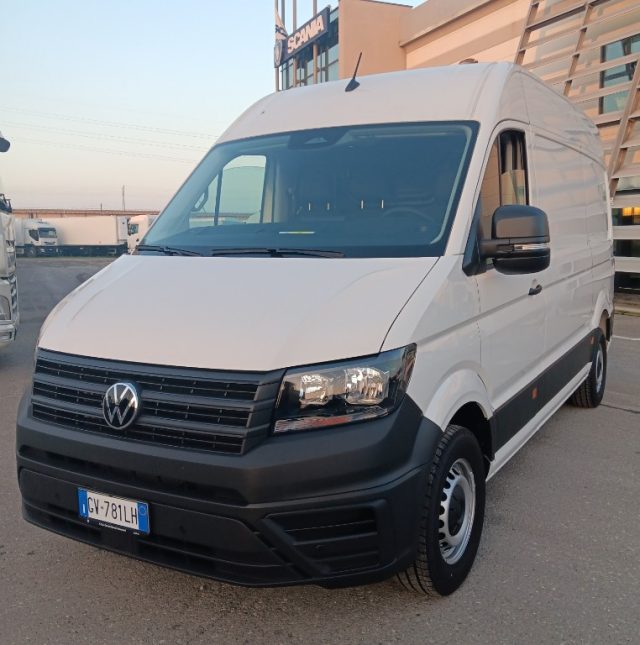 Volkswagen Crafter 30 2.0 TDI 140CV PM-TA Furgone - foto 2 di 4