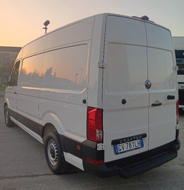 Volkswagen Crafter 30 2.0 TDI 140CV PM-TA Furgone - foto 3 di 4