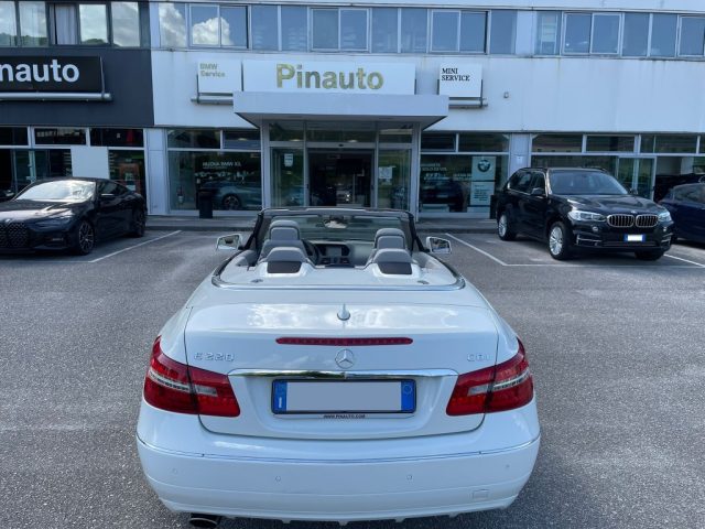Mercedes-Benz E 220 CDI Cabrio Blue EFFICIENCY Executive - foto 4 di 4