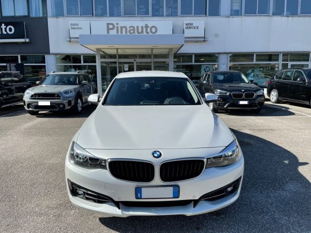 BMW 318 d Gran Turismo Msport usato a CEPPALONI