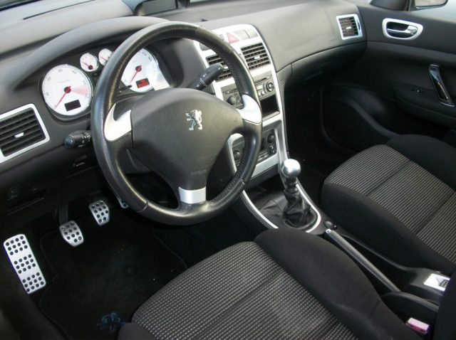 Peugeot 307 2.0 HDi FAP CC Tecno - foto 3 di 8