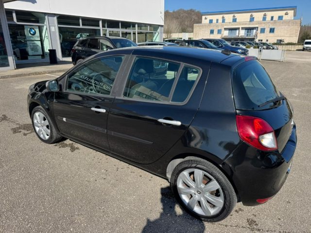 Renault Clio 1.5 dCi 105CV 5 porte Luxe - foto 4 di 14
