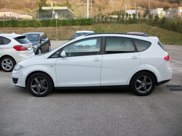 SEAT Altea XL 1.6 TDCI 105 CV Start/Stop I-Tech - foto 2 di 10