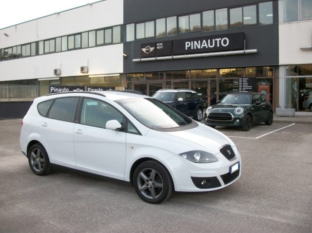 SEAT Altea XL 1.6 TDCI 105 CV Start/Stop I-Tech, del 2014, 175.250 km, in vendita a Ceppaloni (BN)