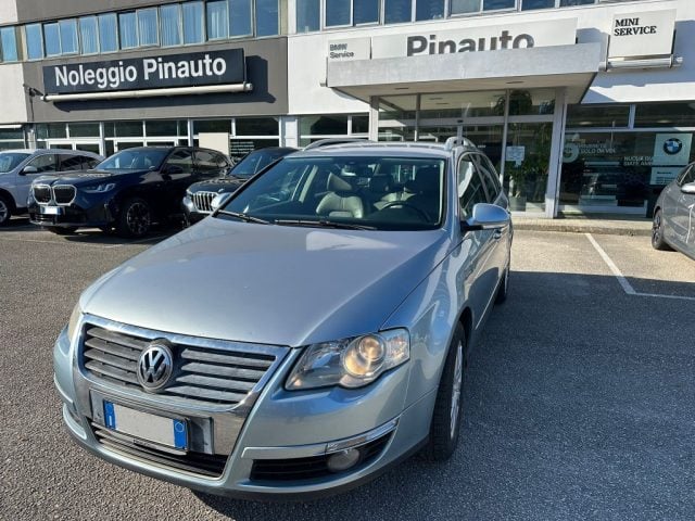 Volkswagen Passat 2.0 TDI 170CV DSG Highline, del 2006, 110.640 km, in vendita a Ceppaloni (BN)