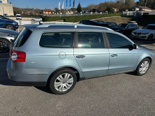 Volkswagen Passat 2.0 TDI 170CV DSG Highline - foto 3 di 14