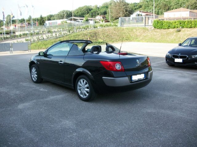 Renault Megane Cabrio 1.9 dCi/130CV Dynamique - foto 2 di 10