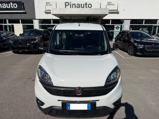Fiat Doblo Doblò 1.6 MJT 120CV S&S PL Combi Maxi N1, del 2022, 63.300 km, in vendita a Ceppaloni (BN)