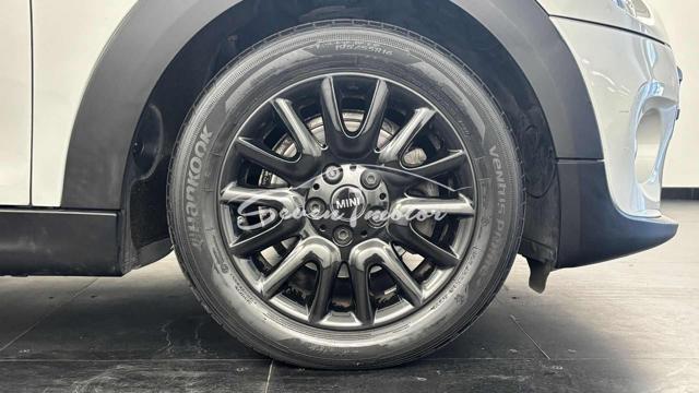 MINI Cooper D 1.5 Cooper D 5 porte - foto 4 di 4