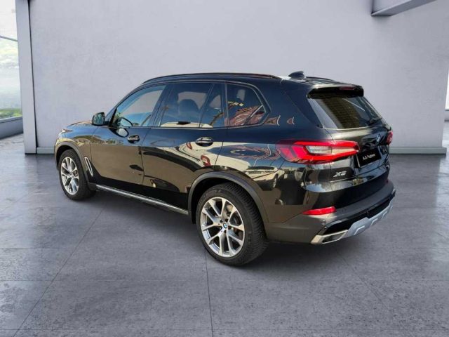 BMW X5 (G05/F95) - xDrive30d 48V xLine - foto 3 di 4