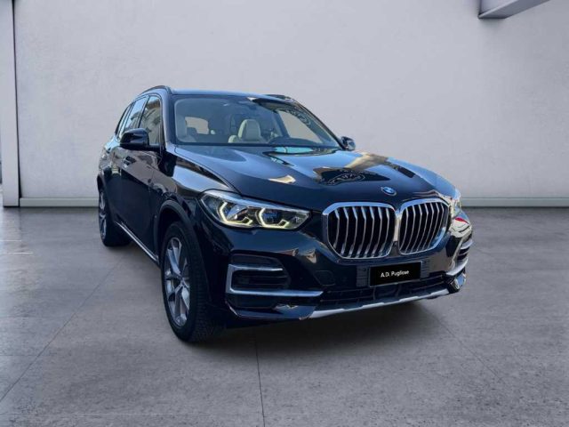 BMW X5 (G05/F95) - xDrive30d 48V xLine - foto 2 di 4