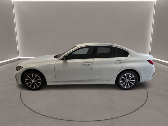 BMW 320 Serie 3(G20/1-80/1) - d 48V xDrive Sport - foto 4 di 4