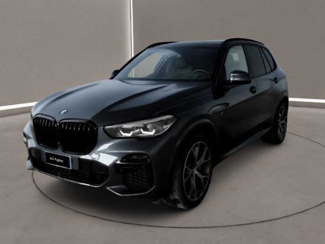 BMW X5 (G05/F95) - xDrive30d 48V Msport, del 2022, 50.793 km, in vendita a Caltanissetta (CL)