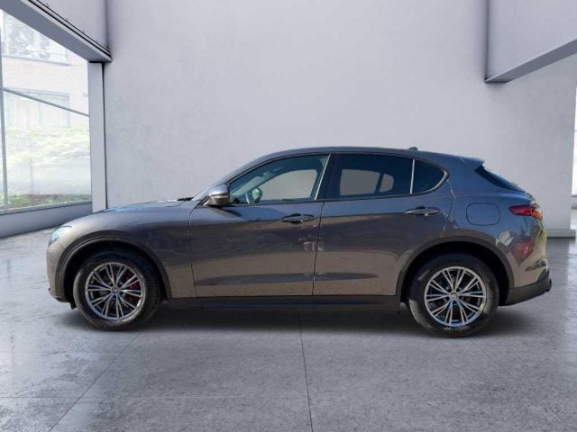 Alfa Romeo Stelvio - 2.2 Turbodiesel 160 CV AT8 RWD Sprint - foto 4 di 4