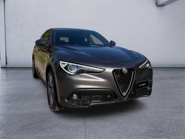 Alfa Romeo Stelvio - 2.2 Turbodiesel 160 CV AT8 RWD Sprint - foto 3 di 4