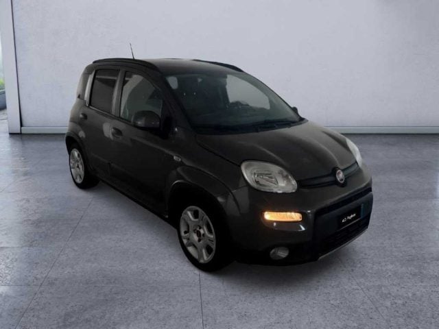 Fiat Panda 3ª serie - 1.0 FireFly S&S Hybrid Red - foto 3 di 4