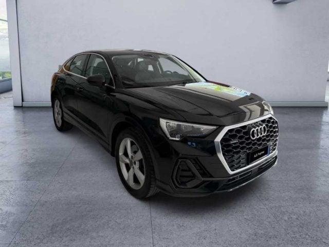Audi Q3 2ª serie - SPB 45 TFSI S tronic quattro edition - foto 3 di 4