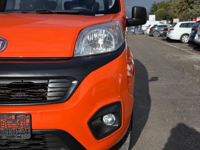 Fiat Qubo 1.4 8V 77 CV Lounge Natural Power, del 2017, 108.000 km, in vendita a Citta' Di Castello (PG)