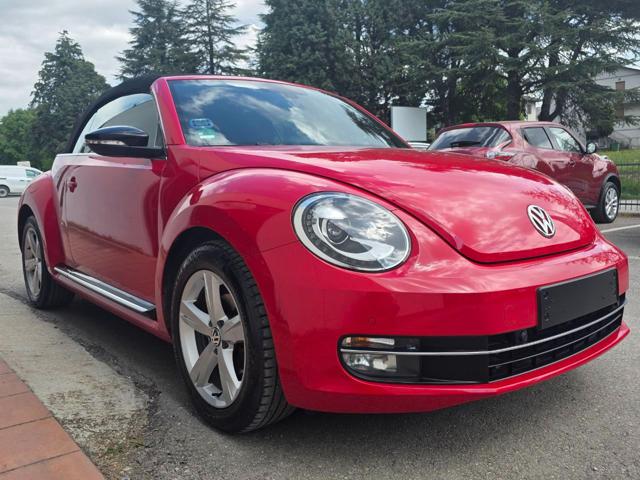 Volkswagen Maggiolino Cabrio 2.0 TDI Sport 6 marce FARI LED usato a CITTA' DI CASTELLO