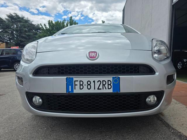 Fiat Punto 1.4 8V 5 porte Natural Power Street - foto 2 di 4