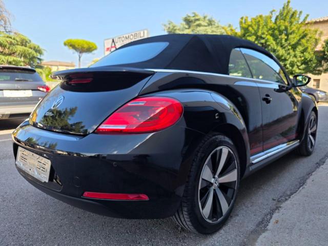 Volkswagen Maggiolino Cabrio 1.2 TSI Design BlueMotion Technology - foto 4 di 4