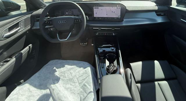 Audi Q3 SPB TDI 110 kW S tronic S Line edition - foto 4 di 4