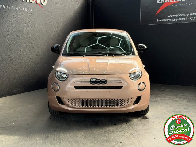 Fiat 500 Berlina Hybrid Icon - foto 2 di 4