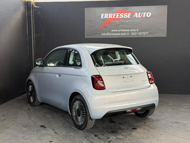 Fiat 500 Berlina Hybrid Icon - foto 4 di 4