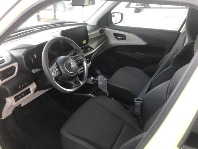 Suzuki Swift 1.2 Hybrid 4WD AllGrip Top NUOVO DA IMMATRICOLARE - foto 4 di 4