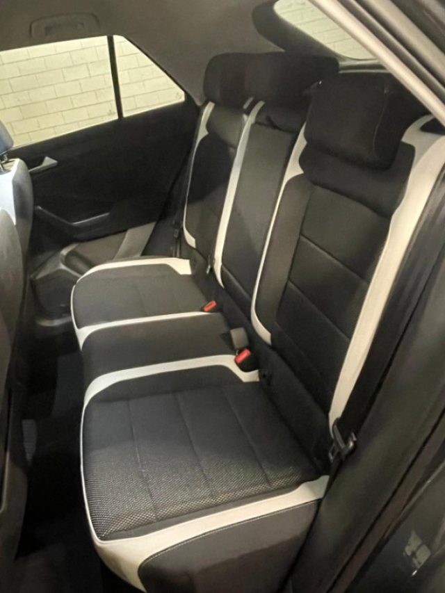Volkswagen T-Roc 2.0 TDI SCR 4MOTION Style BlueMotion Technology - foto 2 di 4