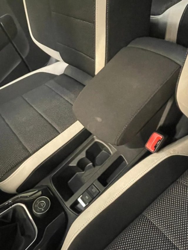 Volkswagen T-Roc 2.0 TDI SCR 4MOTION Style BlueMotion Technology - foto 4 di 4