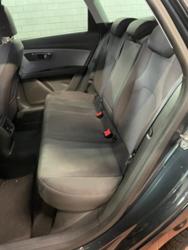 SEAT Leon 1.6 TDI 116CV ST Business - foto 3 di 4