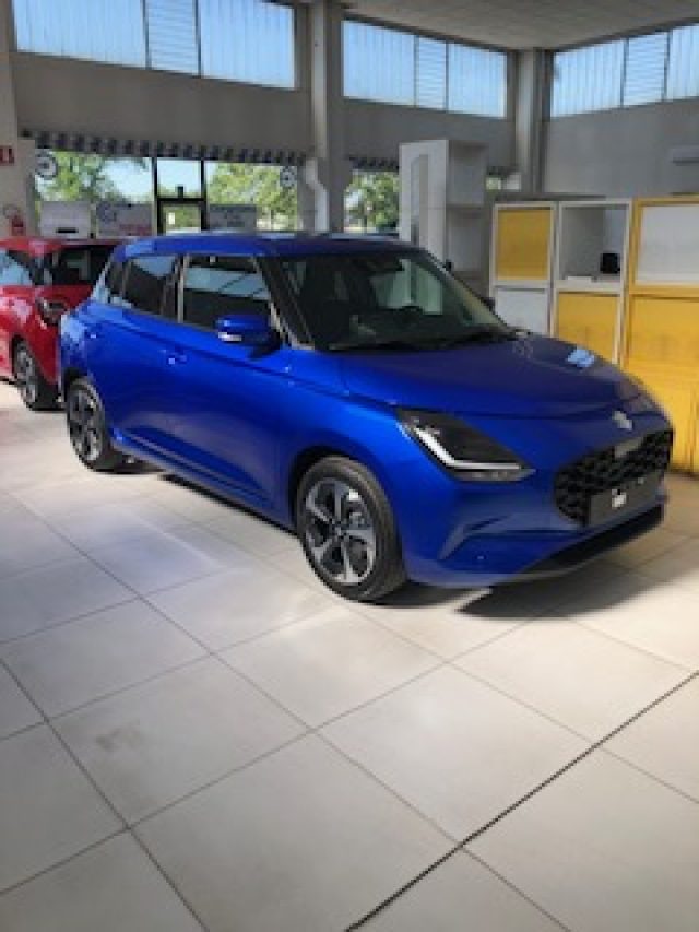 Suzuki Swift 1.2 Hybrid Top 2wd NUOVO DA IMMATRICOLARE - foto 2 di 4