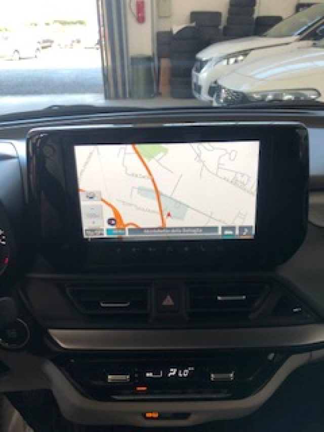 Suzuki Swift 1.2 Hybrid 4WD AllGrip Top NUOVO DA IMMATRICOLARE nuovo a CASTEGGIO