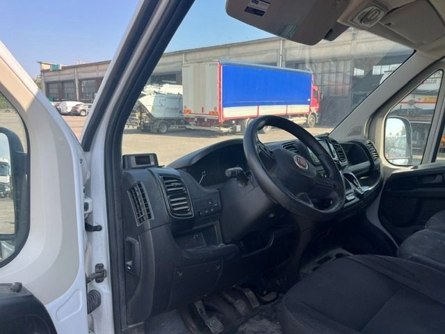 Fiat Ducato 35 2.2 Mjt 140CV PM-TN Furgone - foto 3 di 4