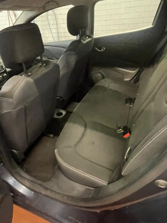 Renault Clio 1.2 75CV 5 porte Life - foto 4 di 18