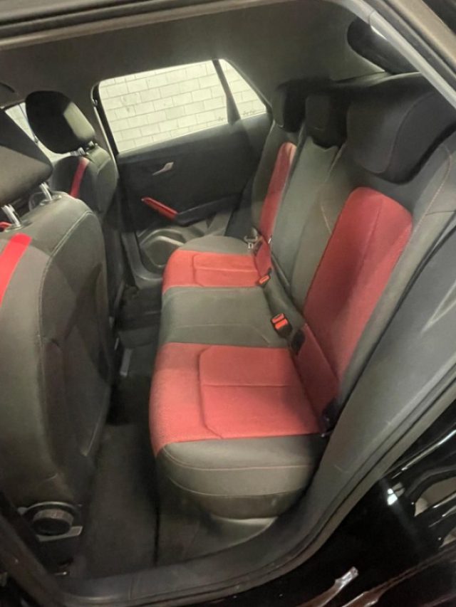 Audi Q2 30 TDI Identity Black - foto 4 di 20