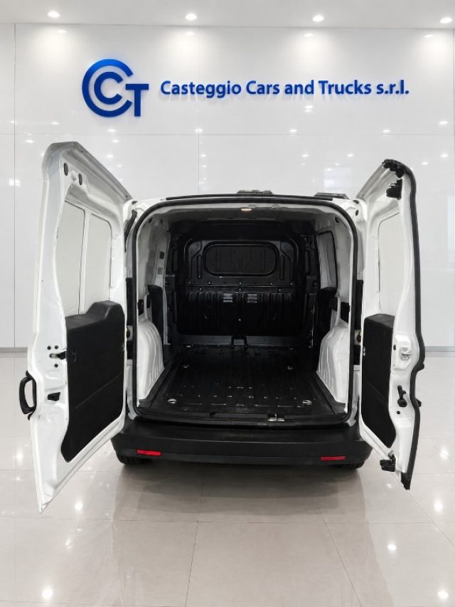 Fiat Doblo Doblò 1.6 MJT 90CV S&S PC-TN Cargo Lounge - foto 4 di 4