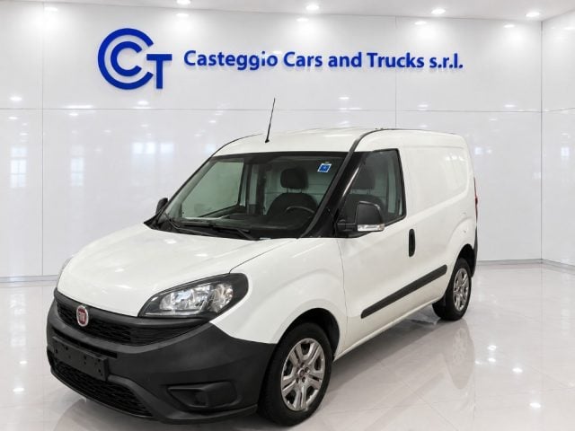 Fiat Doblo Doblò 1.6 MJT 90CV S&S PC-TN Cargo Lounge, del 2022, 105.974 km, in vendita a Casteggio (PV)