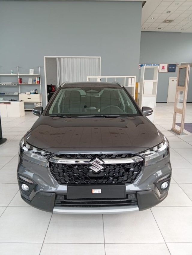 Suzuki S-Cross 1.4 Hybrid Top 2wd CAMBIO AUTOMATICO - foto 4 di 4