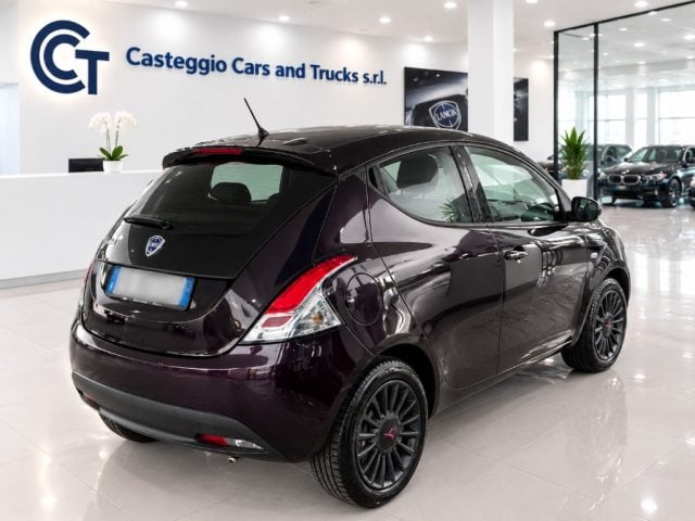 Lancia Ypsilon 1.2 69 CV 5 porte Elefantino - foto 4 di 4