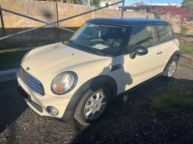 MINI Cooper D 1.6 16V Cooper D, del 2007, 202.819 km, in vendita a Casteggio (PV)