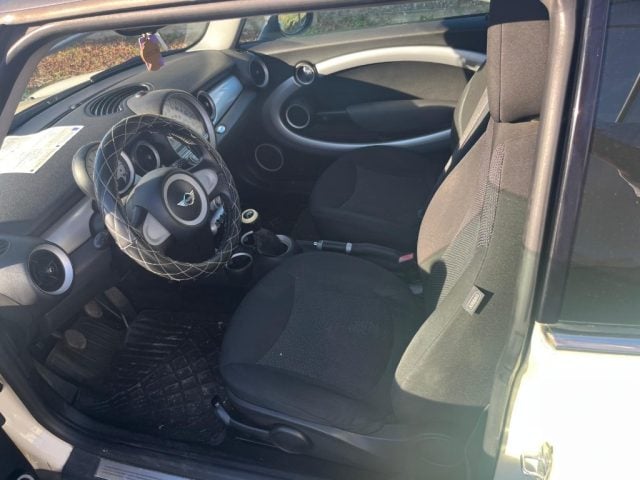 MINI Cooper D 1.6 16V Cooper D - foto 4 di 4